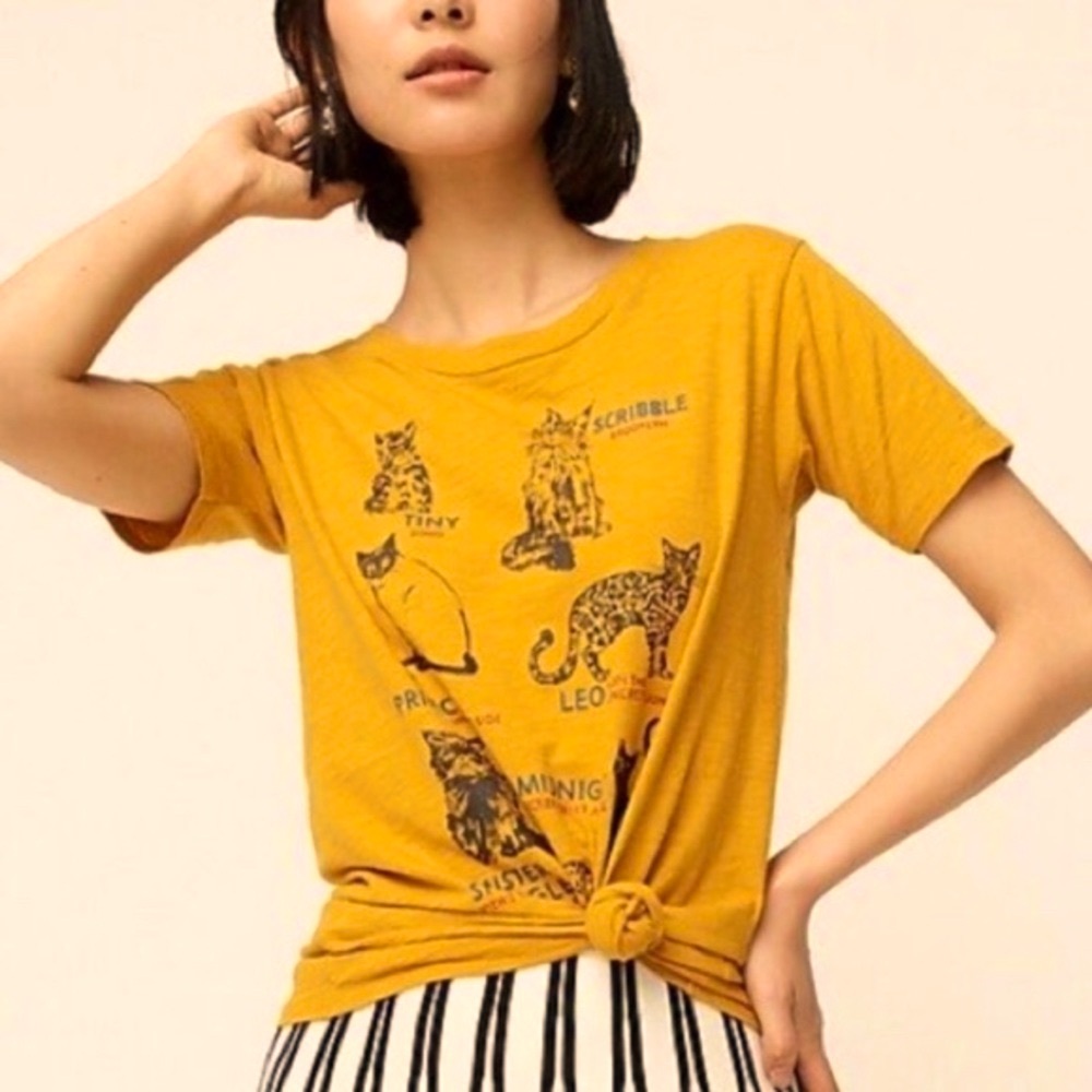 J Crew city cats of NY tee shirt XS gold yellow